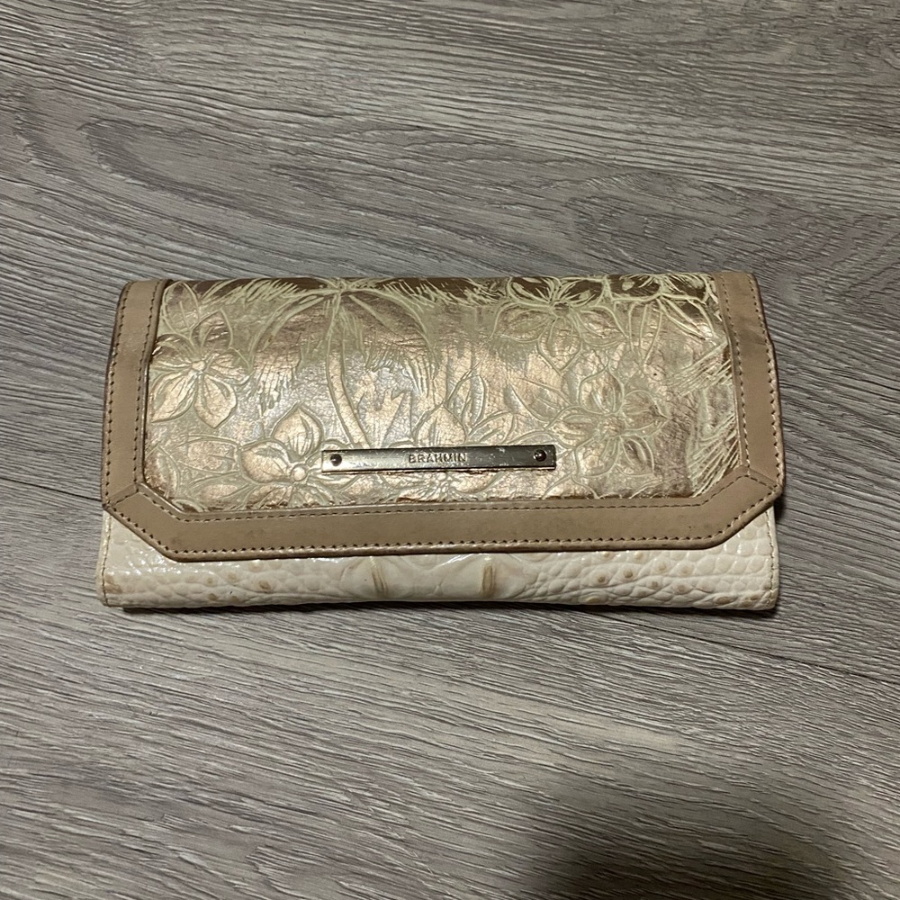 Brahmin Wallet